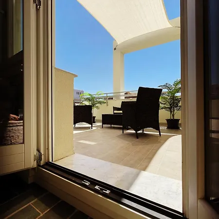 “here” Downtown Apartment