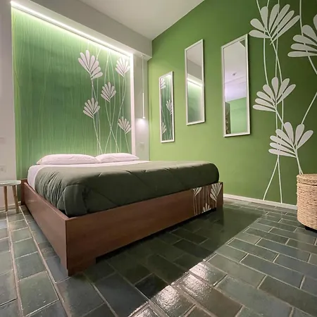 “here” Downtown アルゲーロ