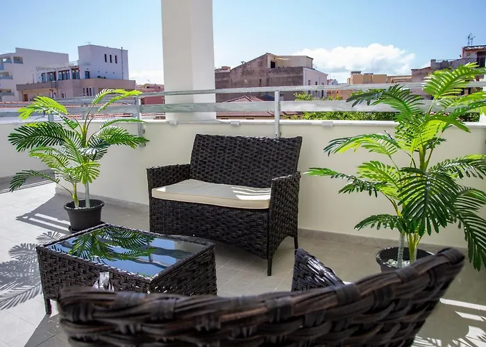 “here” Downtown 公寓