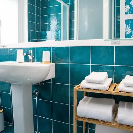 “here” Downtown Apartman *